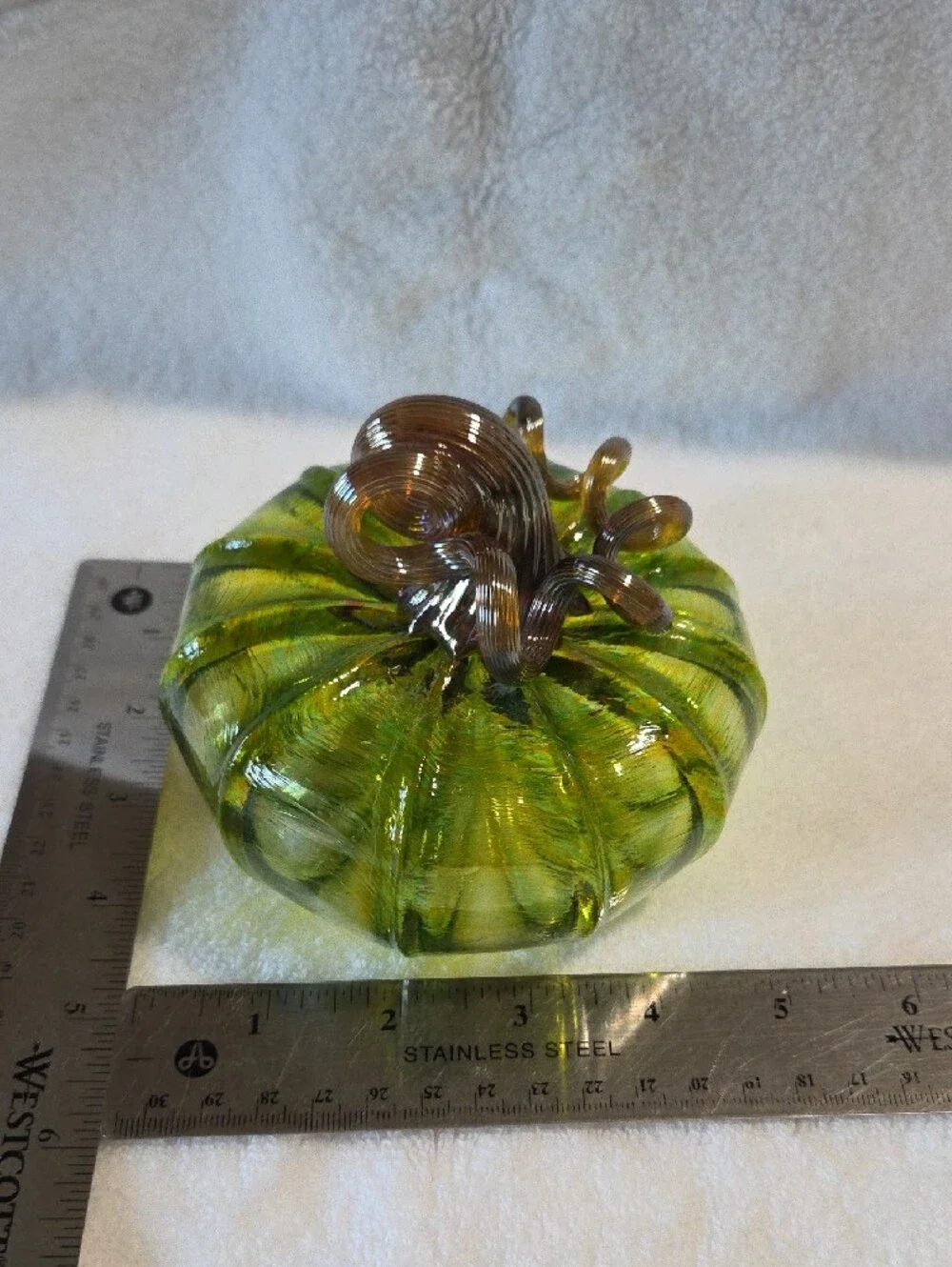 Luke Adams Glassblowing Studio Hand Blown Glass Pumpkin Green NWOT
